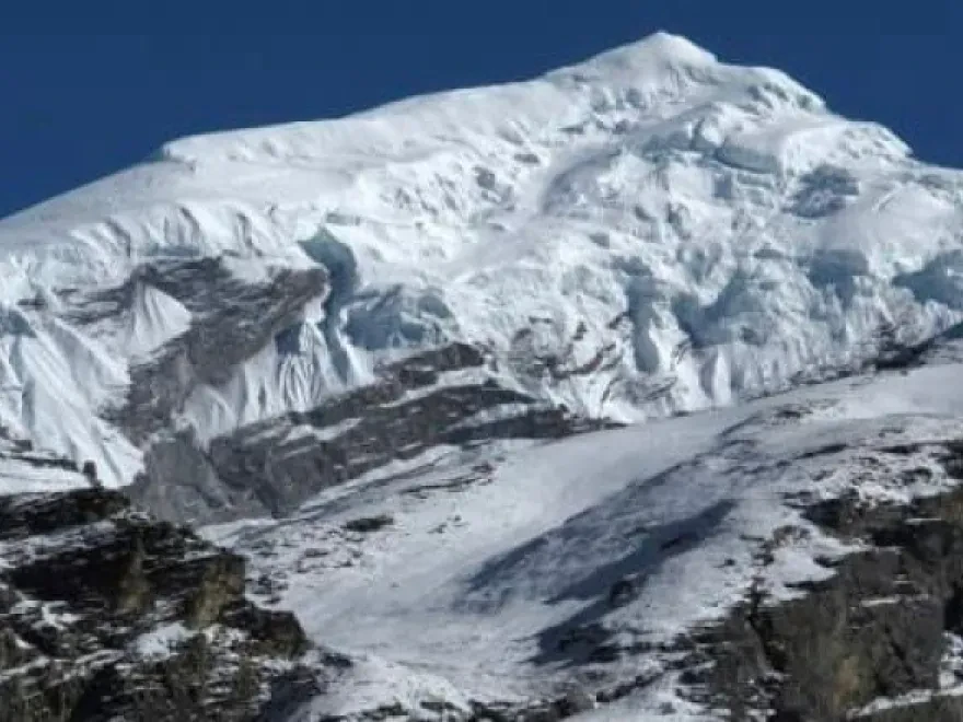 Chulu East Peak Trek & Climb