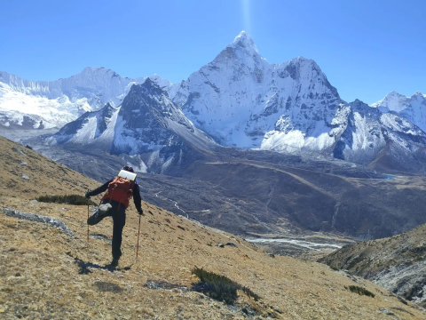 Why Choose Everest Three High Passes Trekking and Trips
